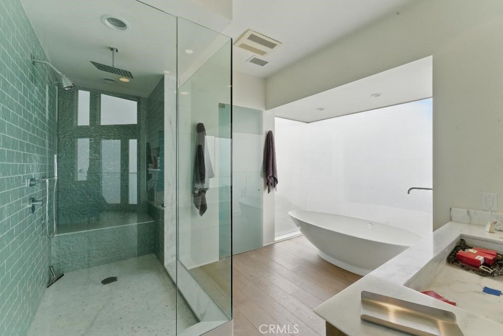 2501 Barrymore Drive Property Photo 35