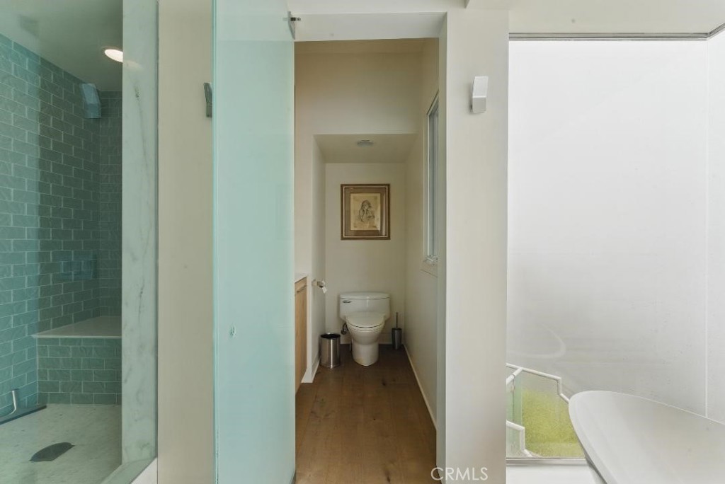 2501 Barrymore Drive Property Photo 36