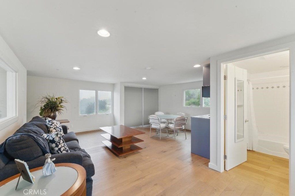 2501 Barrymore Drive Property Photo 45