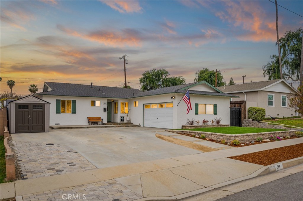 511 Mariposa Street Property Photo 1