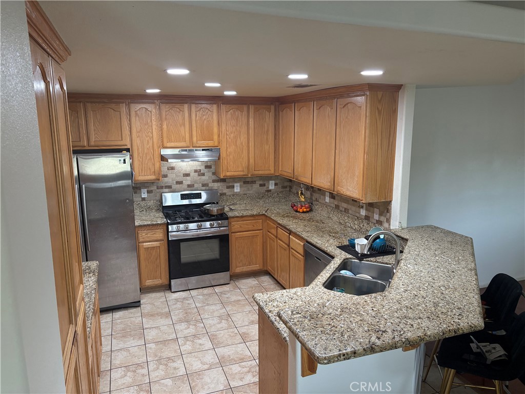 7548 Chase Avenue Property Photo 5