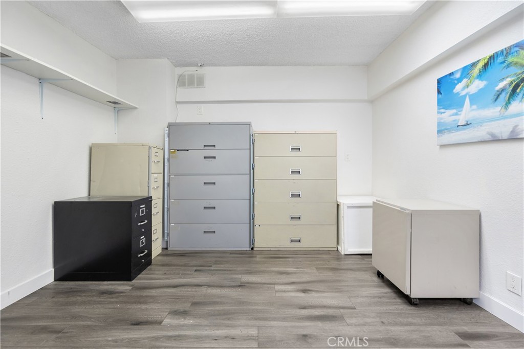 14015 Van Ness Avenue Property Photo 38