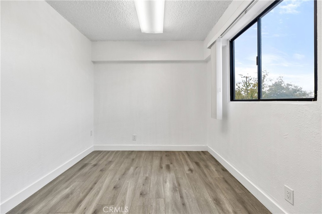 14015 Van Ness Avenue Property Photo 39