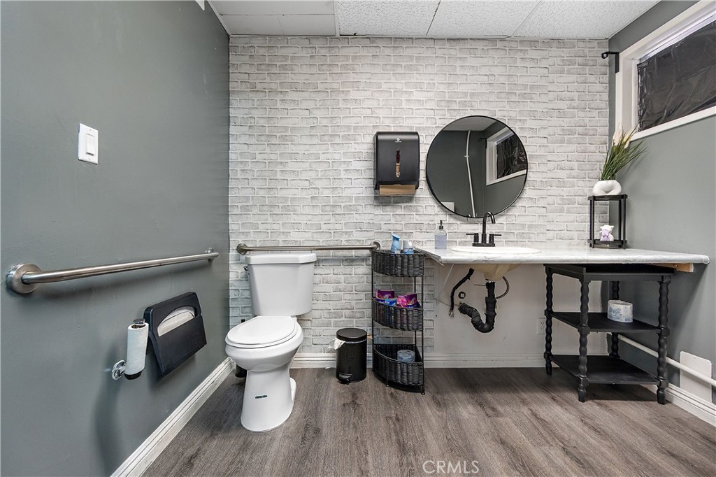 14015 Van Ness Avenue Property Photo 49