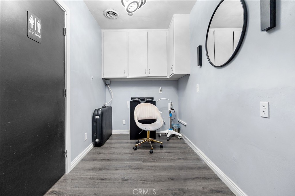 14015 Van Ness Avenue Property Photo 53