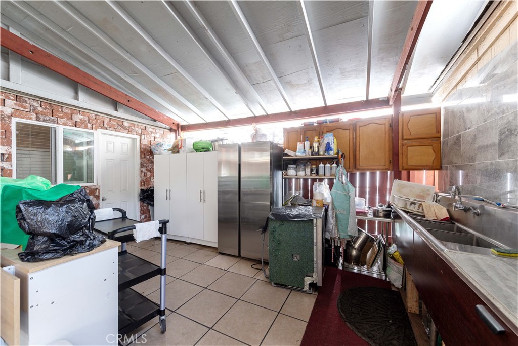 1025 S Catalina Street Property Photo 22