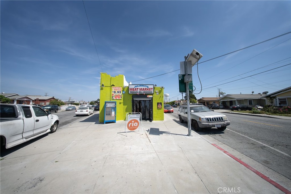 8506 Santa Fe Avenue Property Photo 16