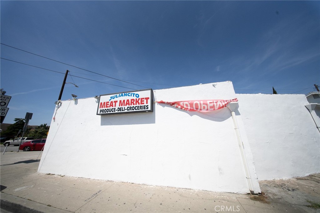 8506 Santa Fe Avenue Property Photo 17