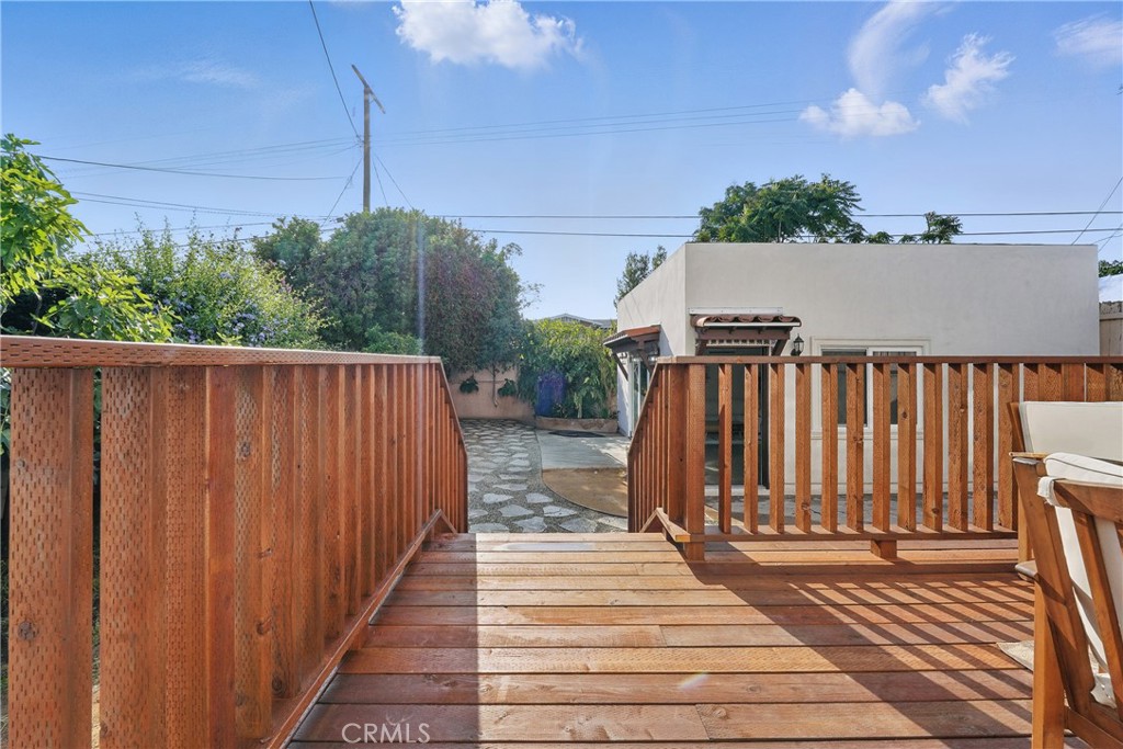 2111 S Bronson Ave Property Photo 46