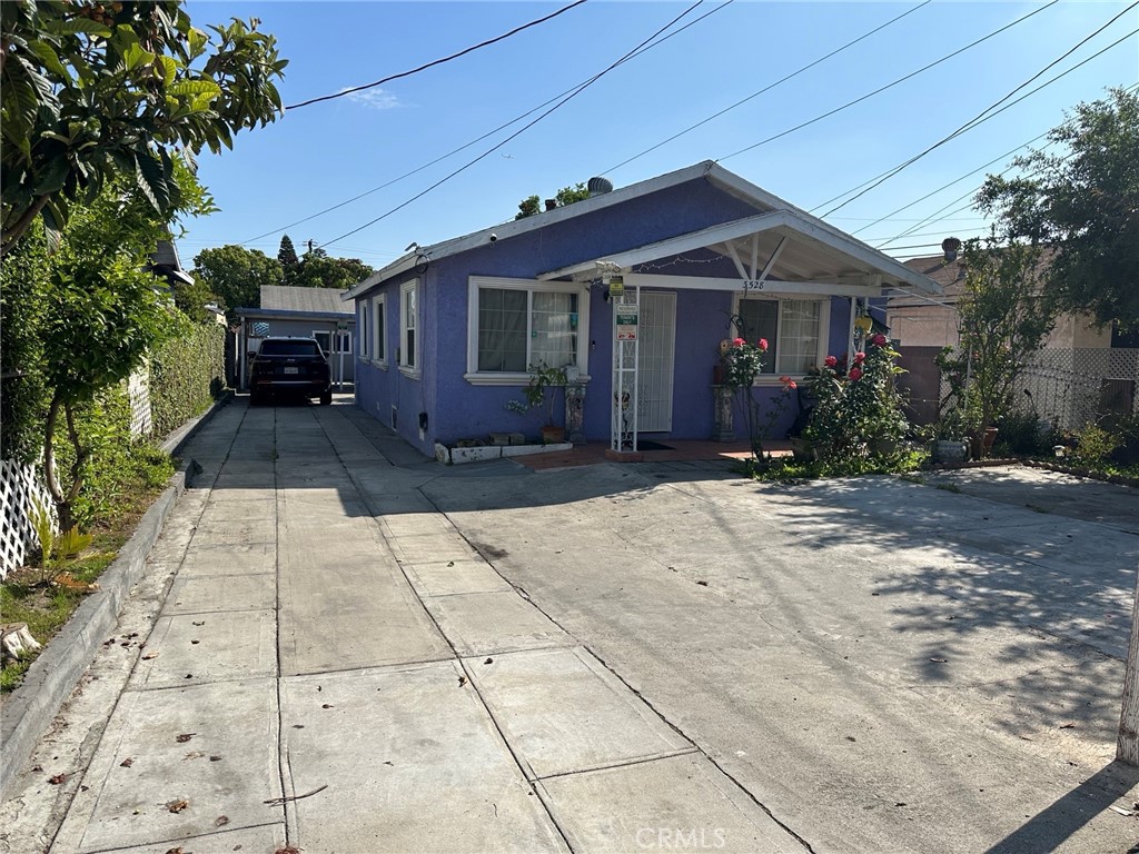 3528 E 61st Street Property Photo 1