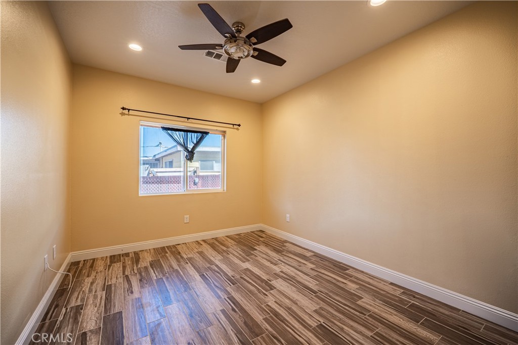 16028 Spruce Street Property Photo 15