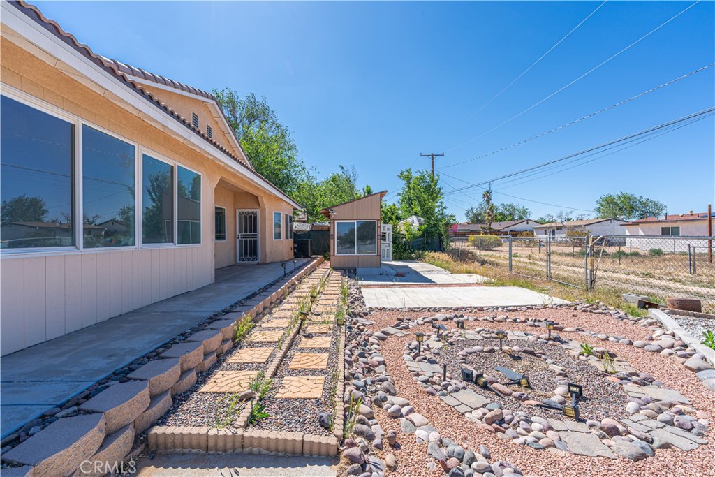 16028 Spruce Street Property Photo 27