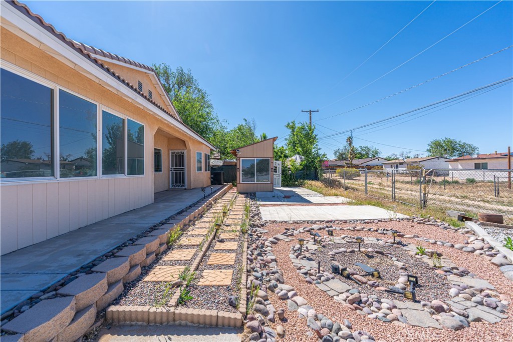16028 Spruce Street Property Photo 36