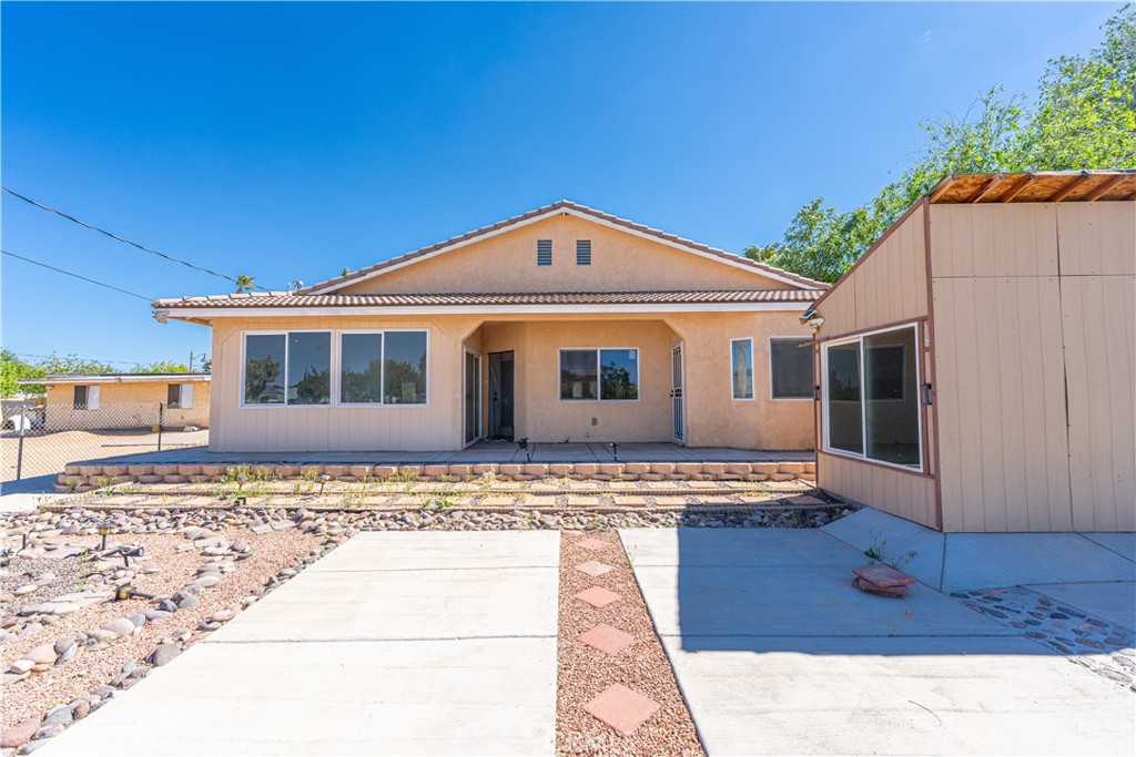 16028 Spruce Street Property Photo 38