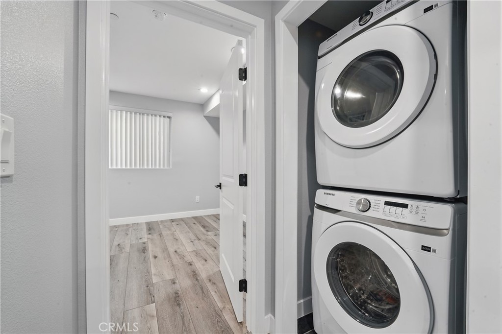 1643 W 82nd Street Property Photo 9