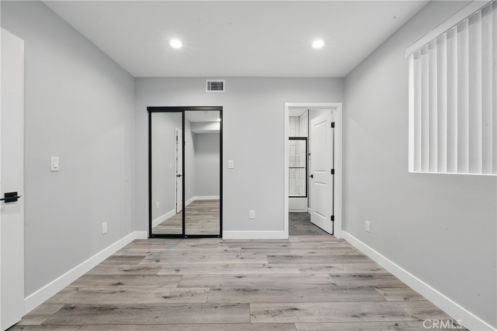 1643 W 82nd Street Property Photo 10
