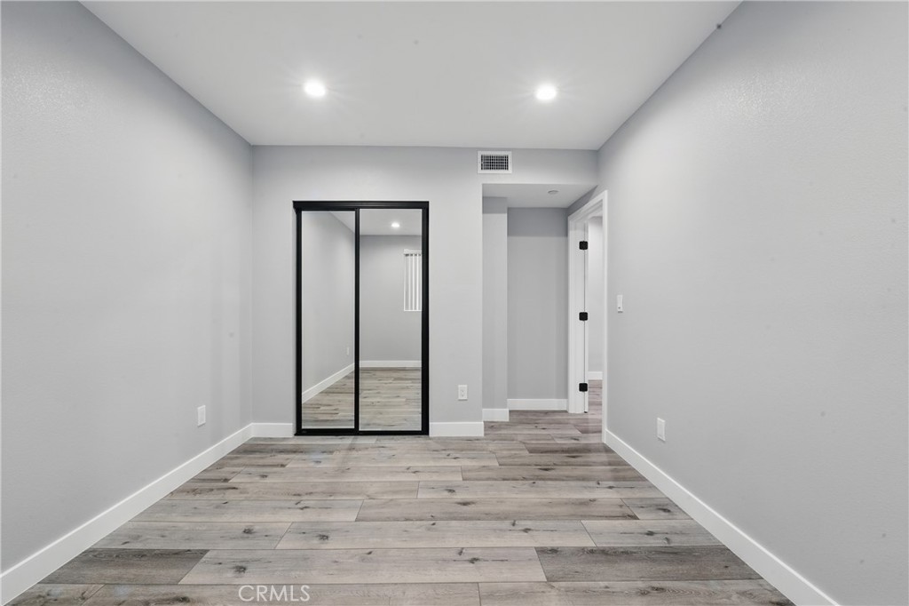 1643 W 82nd Street Property Photo 21