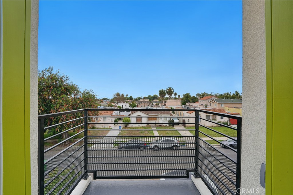 1643 W 82nd Street Property Photo 27