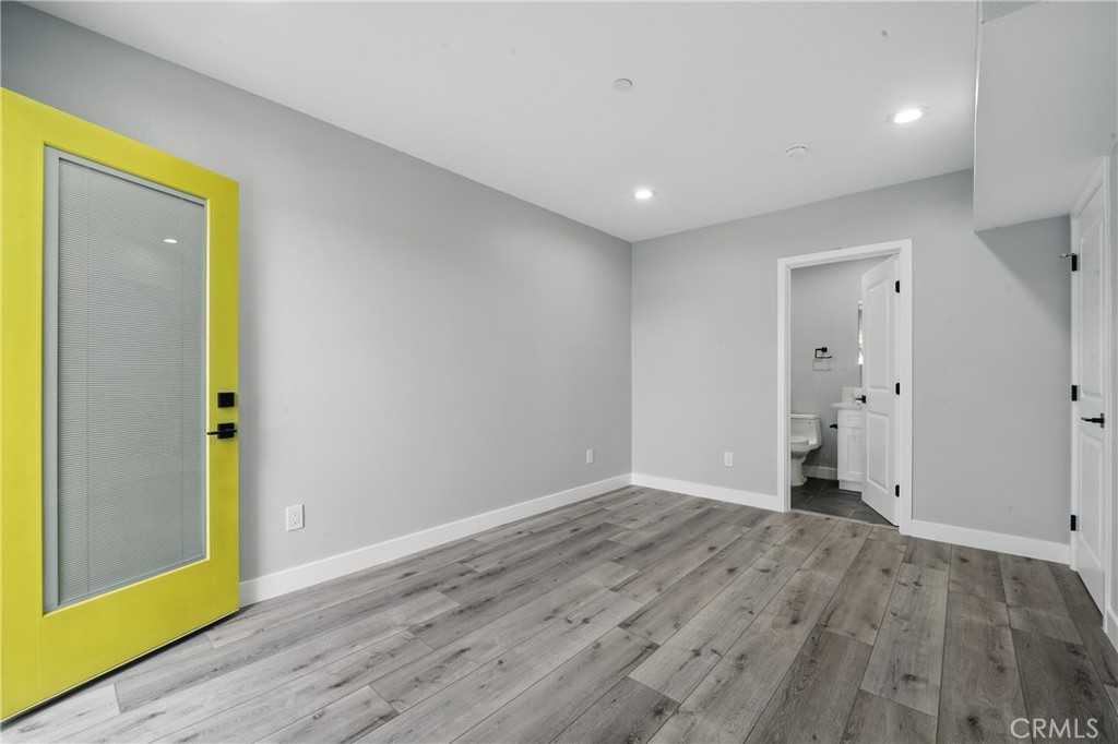 1643 W 82nd Street Property Photo 30