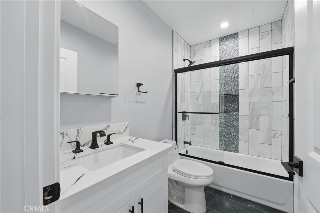 1643 W 82nd Street Property Photo 66