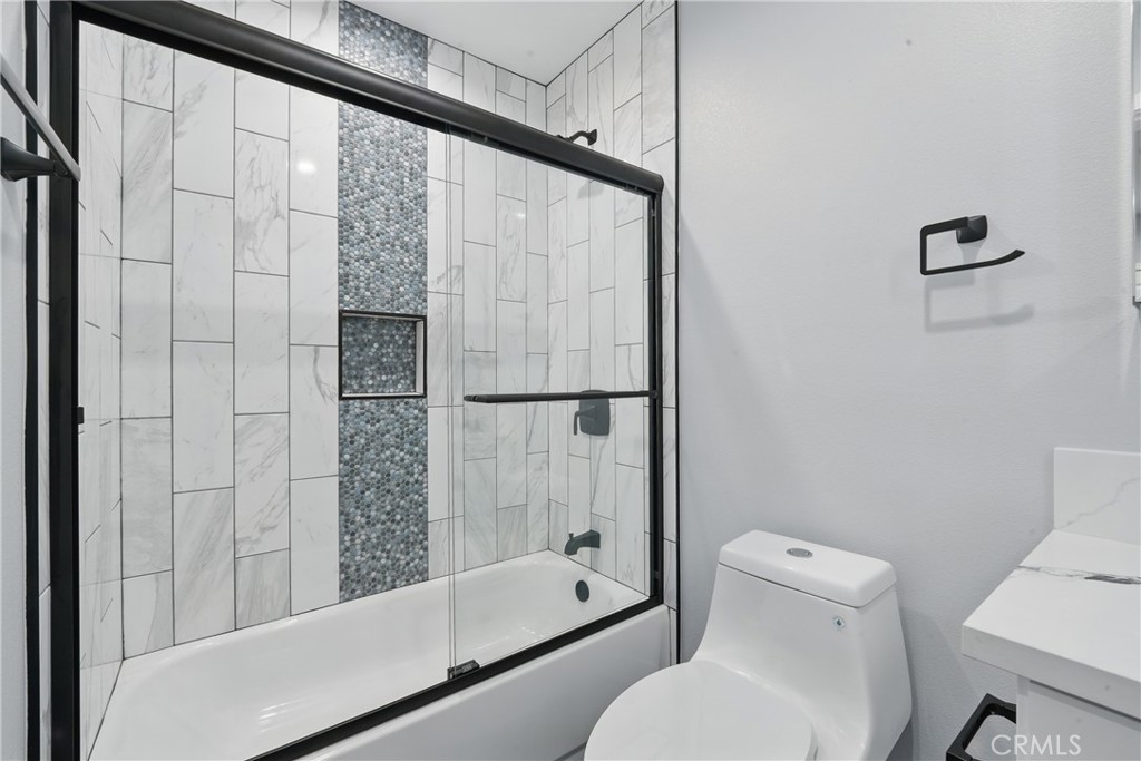 1643 W 82nd Street Property Photo 70