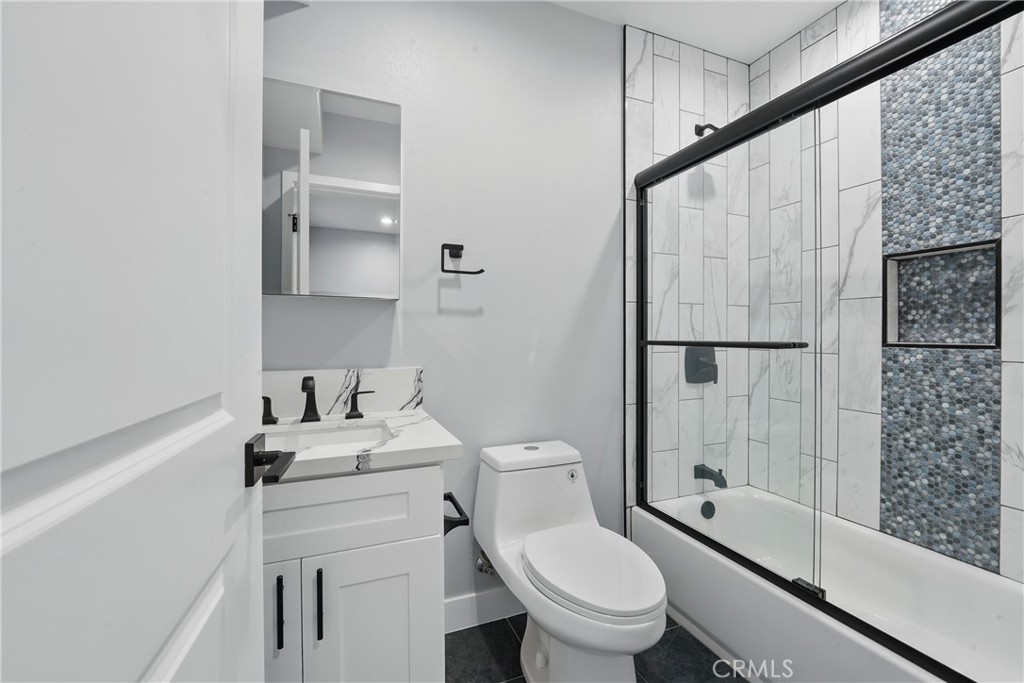 1643 W 82nd Street Property Photo 72
