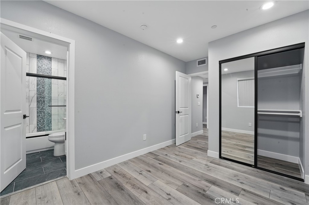 1643 W 82nd Street Property Photo 75