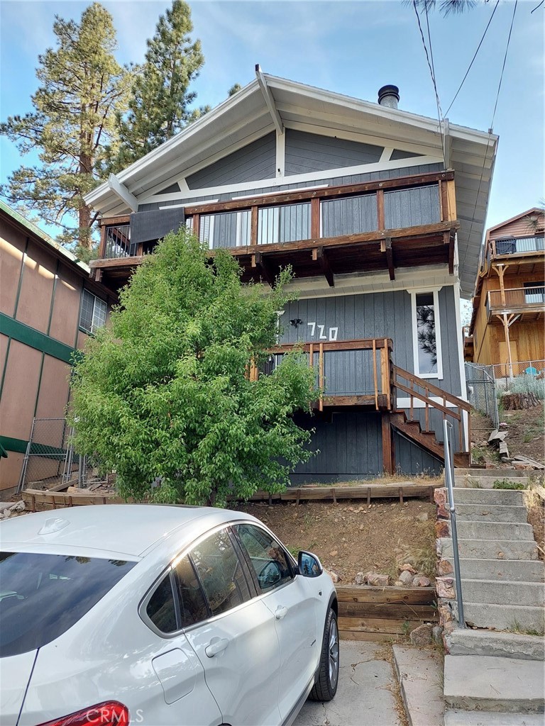 720 W Big Bear Boulevard Property Photo 1