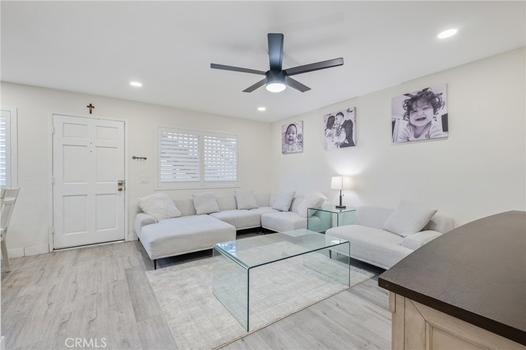 14865 Mulberry Drive 1101 Property Photo 2