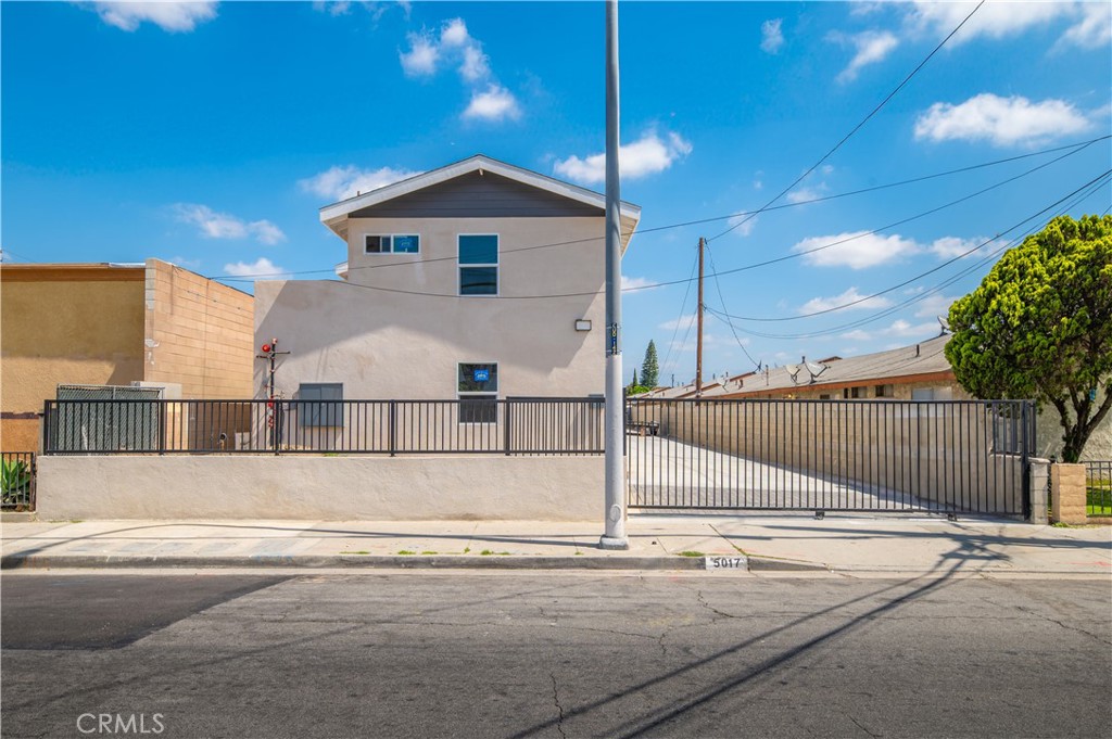 5017 Clara Street Property Photo 1