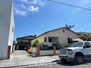 221 W 10th Street Property Photo 1
