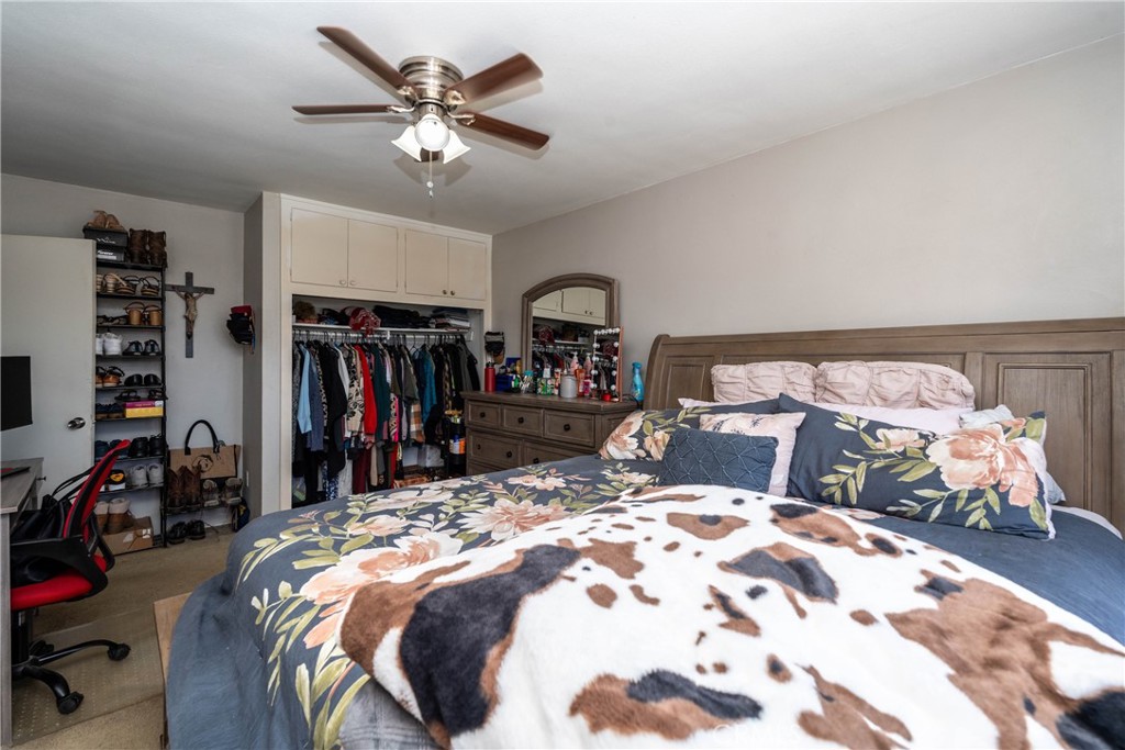 279 E 48th Street Property Photo 19