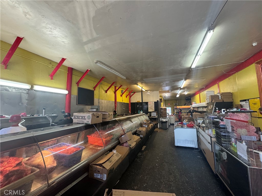 4026 Gage Avenue Property Photo 6