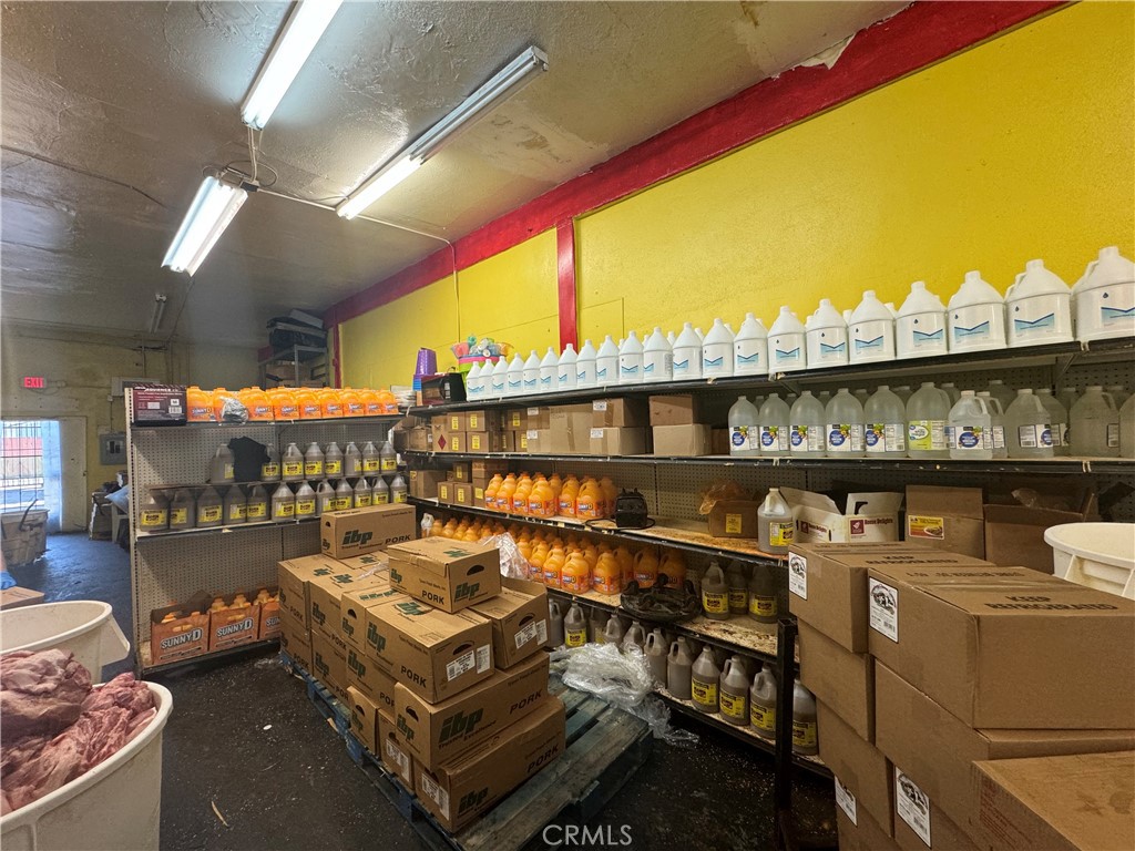 4026 Gage Avenue Property Photo 7