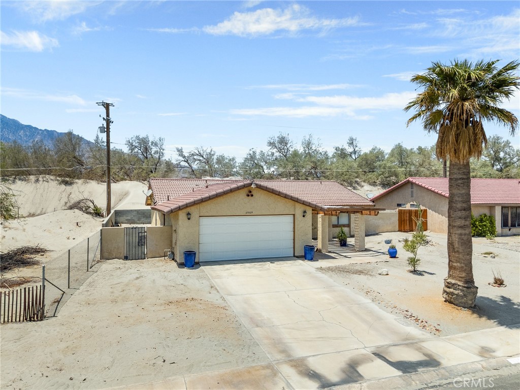 27525 Ventura Drive Property Photo 1