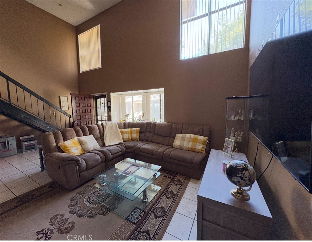 10026 Karmont Avenue Property Photo 1
