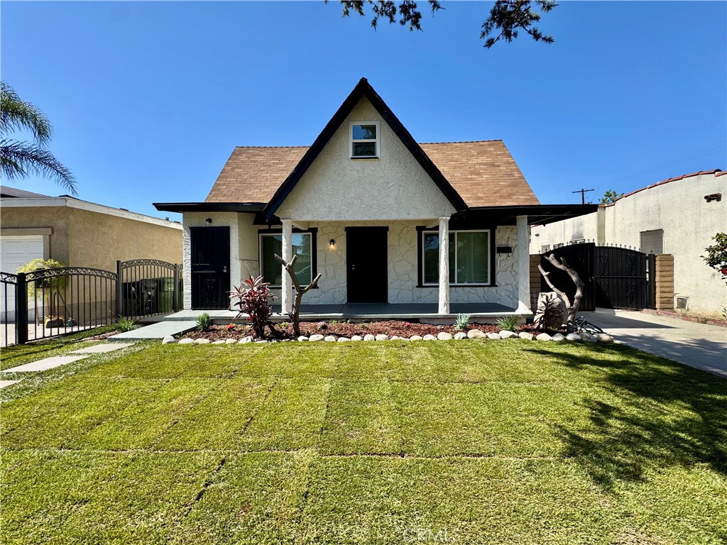 407 W 107th Street Property Photo 1