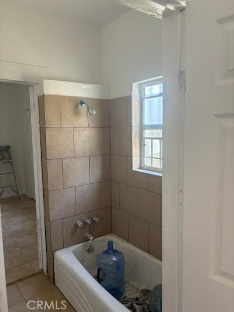 1413 E 77th Street Property Photo 7