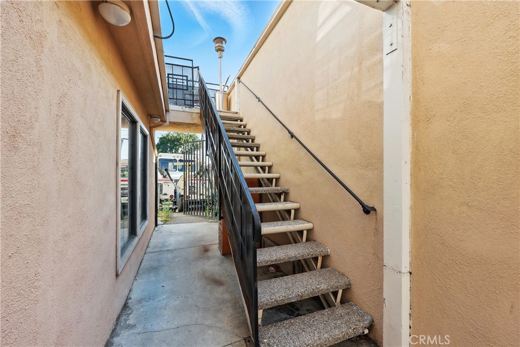 5428 E Beverly Boulevard Property Photo 18