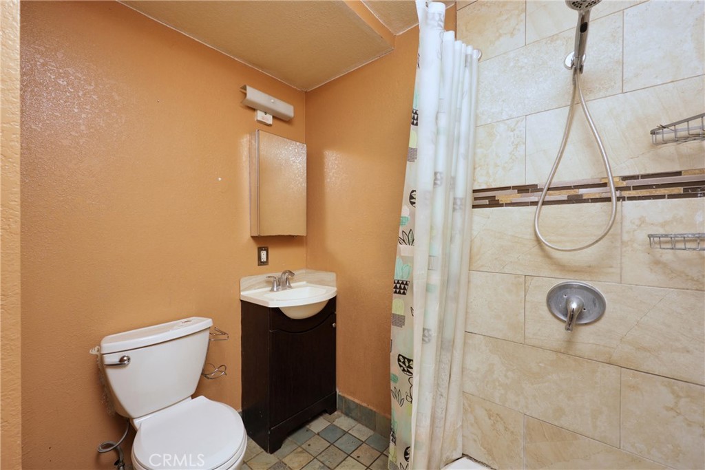 5428 E Beverly Boulevard Property Photo 24