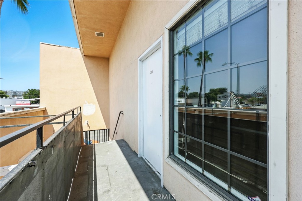 5428 E Beverly Boulevard Property Photo 26