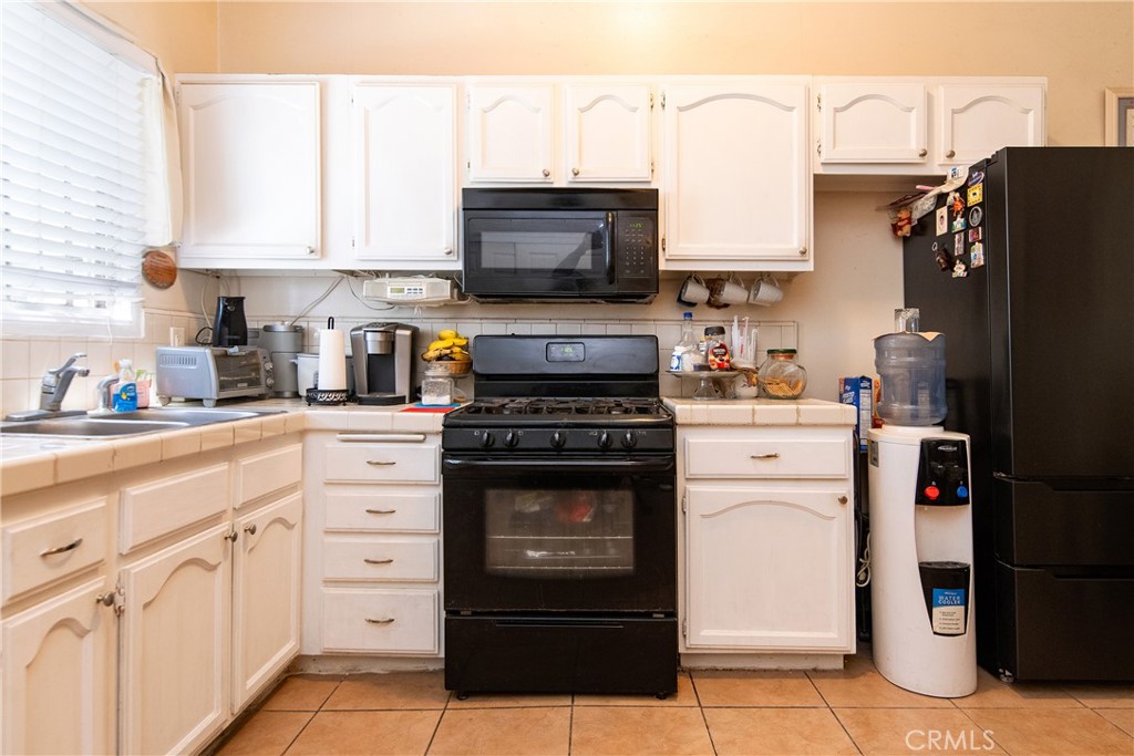 126 E 95th Street Property Photo 10