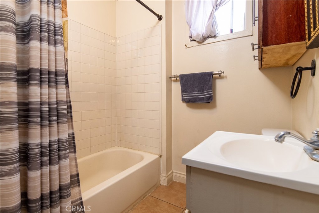 126 E 95th Street Property Photo 12