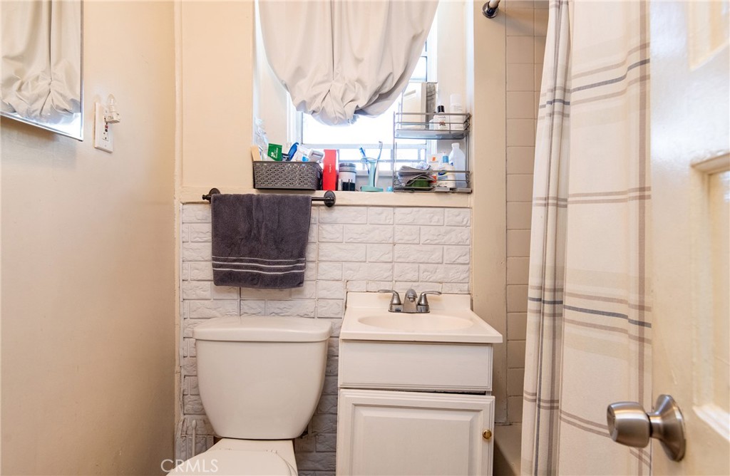 126 E 95th Street Property Photo 13