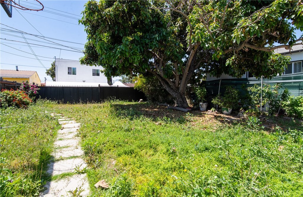 126 E 95th Street Property Photo 14