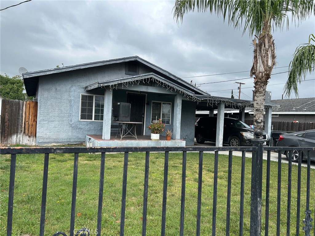 994 Magnolia Avenue Property Photo 1