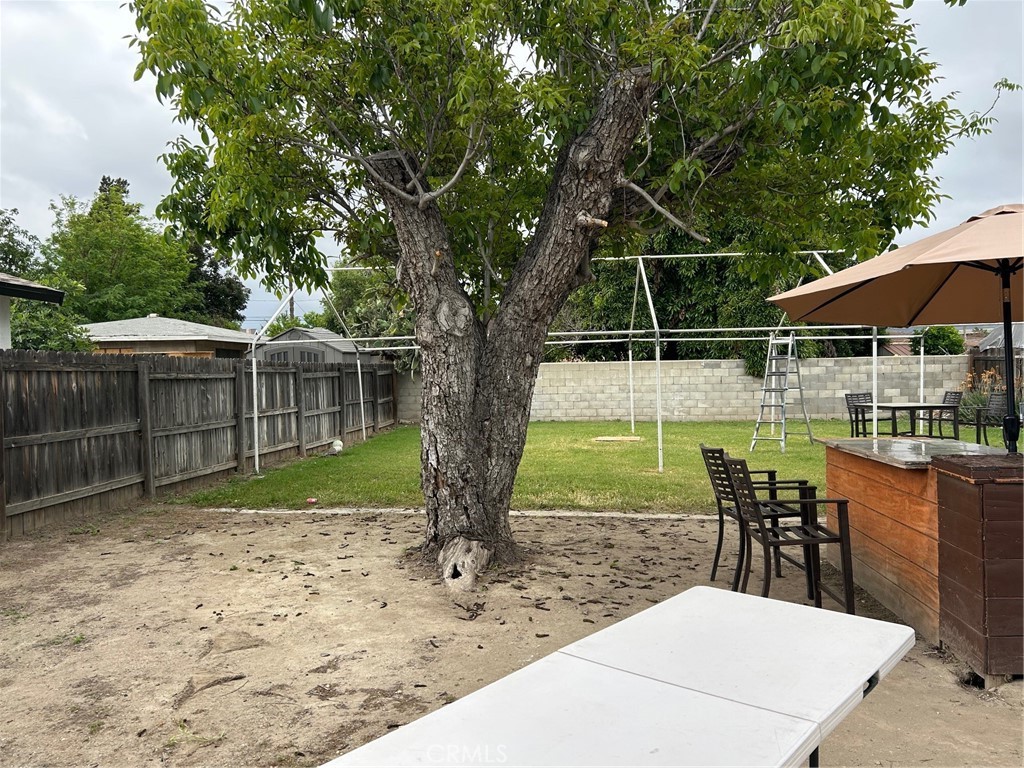 994 Magnolia Avenue Property Photo 12