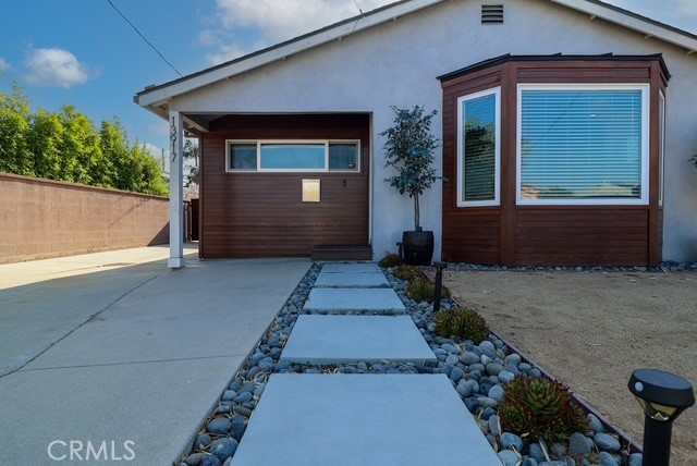 13917 Truro Avenue Property Photo 1