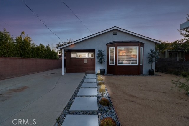 13917 Truro Avenue Property Photo 1
