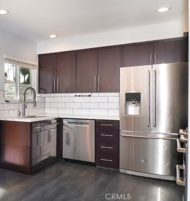 13917 Truro Avenue Property Photo 13